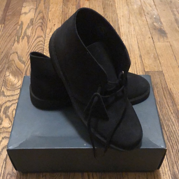 BRAND NEW CLARKS DESERT BOOTS BLACK SUADE main image 4